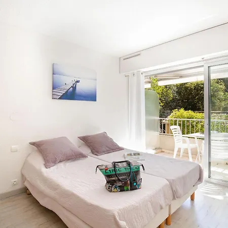 Climatise Pour 3, Face Est, A 50m Et Proche Commerces - Fr-1-466a-23 Saint-Raphaël